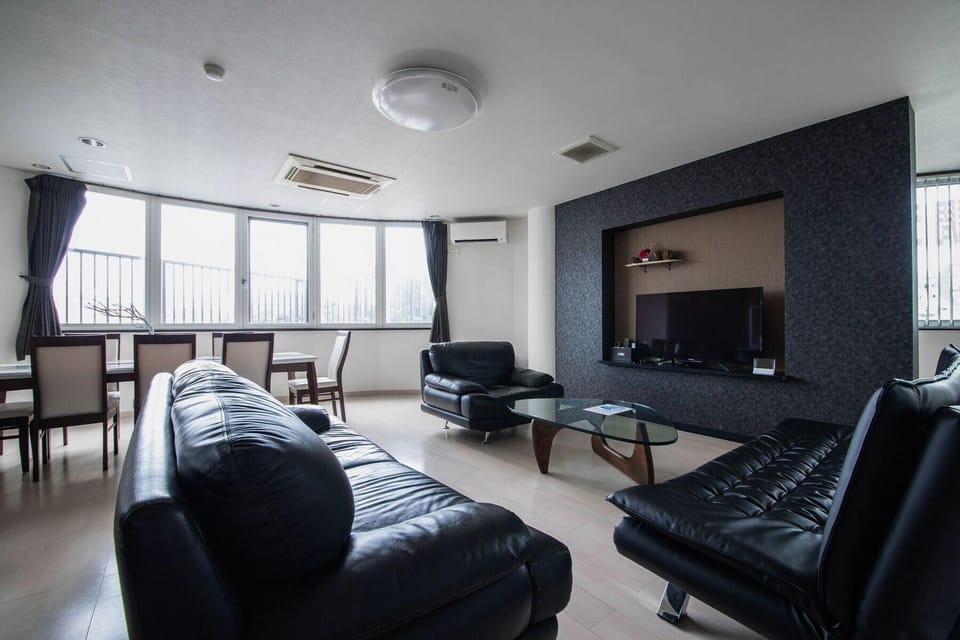 ROADSIDE HOUSE Hotel in Sapporo