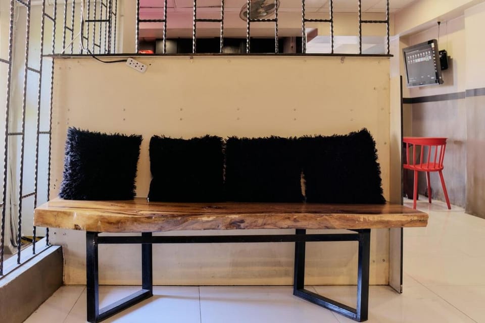 The Empress Couple's Retreat Apartment hotel in Iloilo City