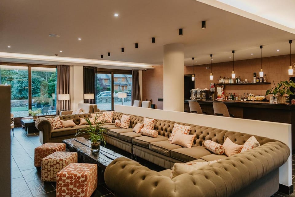 Bar/lounge