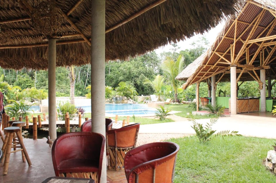 AXKAN PALENQUE, ALBERCAS, GASTRONOMIA MAR y TIERRA & TRAVEL AGENCY Hotel in State of Tabasco
