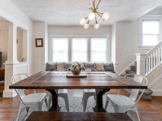 Spacious Duplex for 14 in Downtown Hotel in Indianapolis