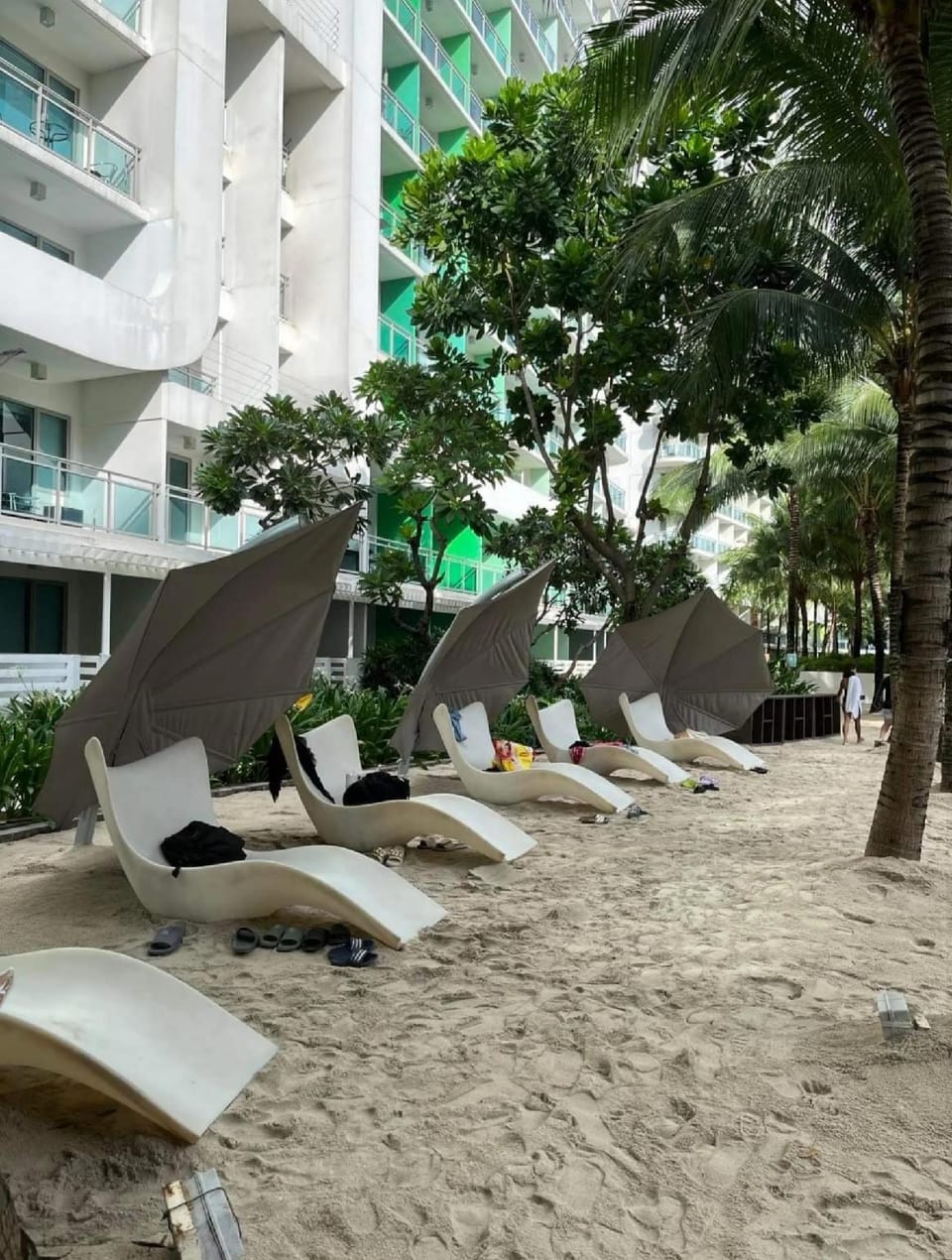 Beachfront Bliss at Azure Studio Apartment hotel in Paranaque
