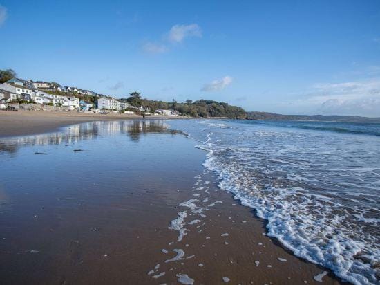 Seaward Apartment - 2 Bed Apartment - Saundersfoot Hotel in Saundersfoot