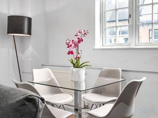 Comfy 1-Bed in Soho, Steps from Carnaby Street Hotel in City of Westminster