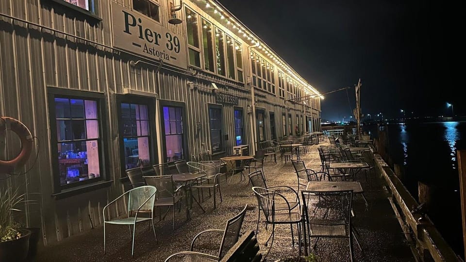 HANTHORN Lofts on Pier 39 Hotel in Astoria