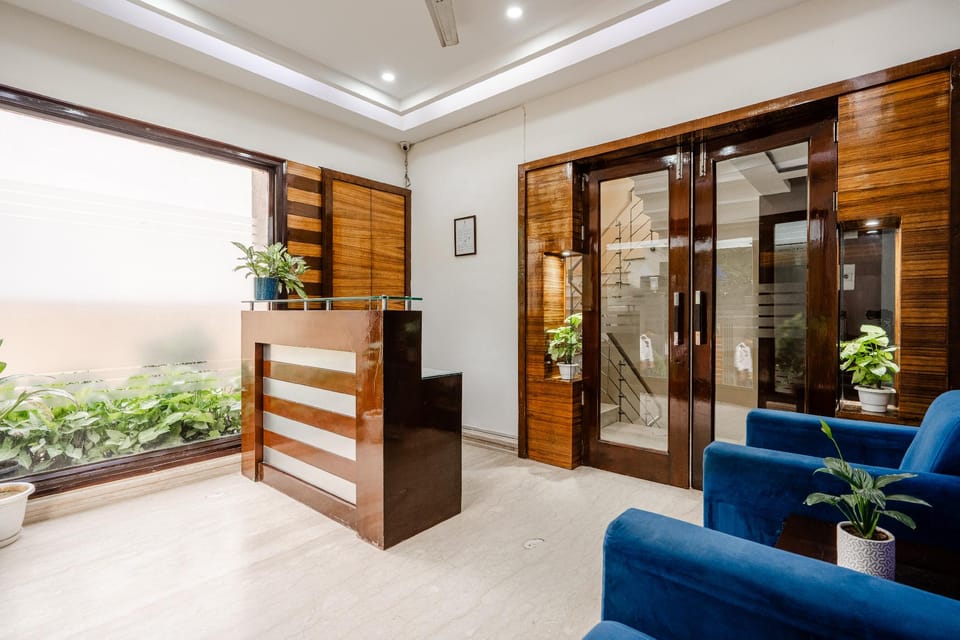 Royal Residency 90 Hotel in Gurugram