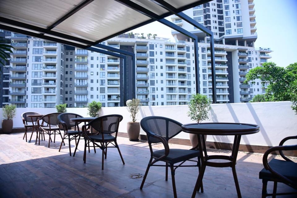 Earth Hotels Hebbal Hotel in Bengaluru