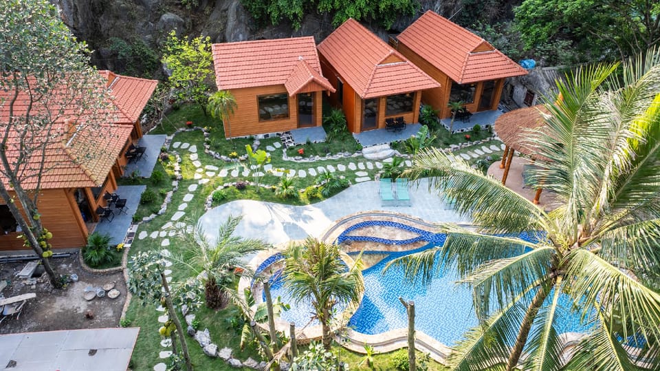 Xuân Bách Homestay Resort in Laos