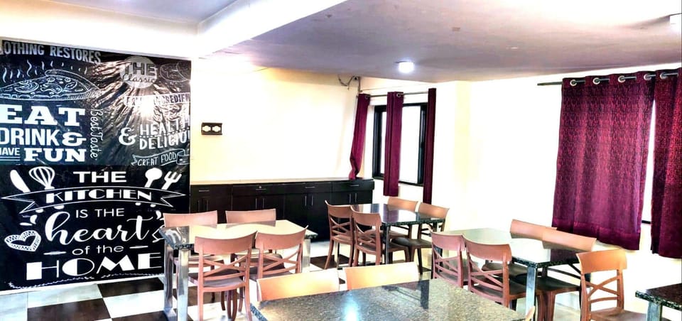 Forest View Dehradun Hotel in Rishikesh