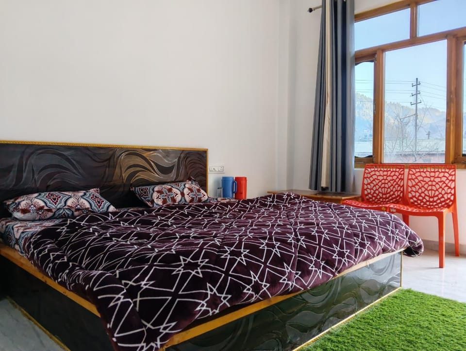 barot palace barot Hotel in Punjab, India