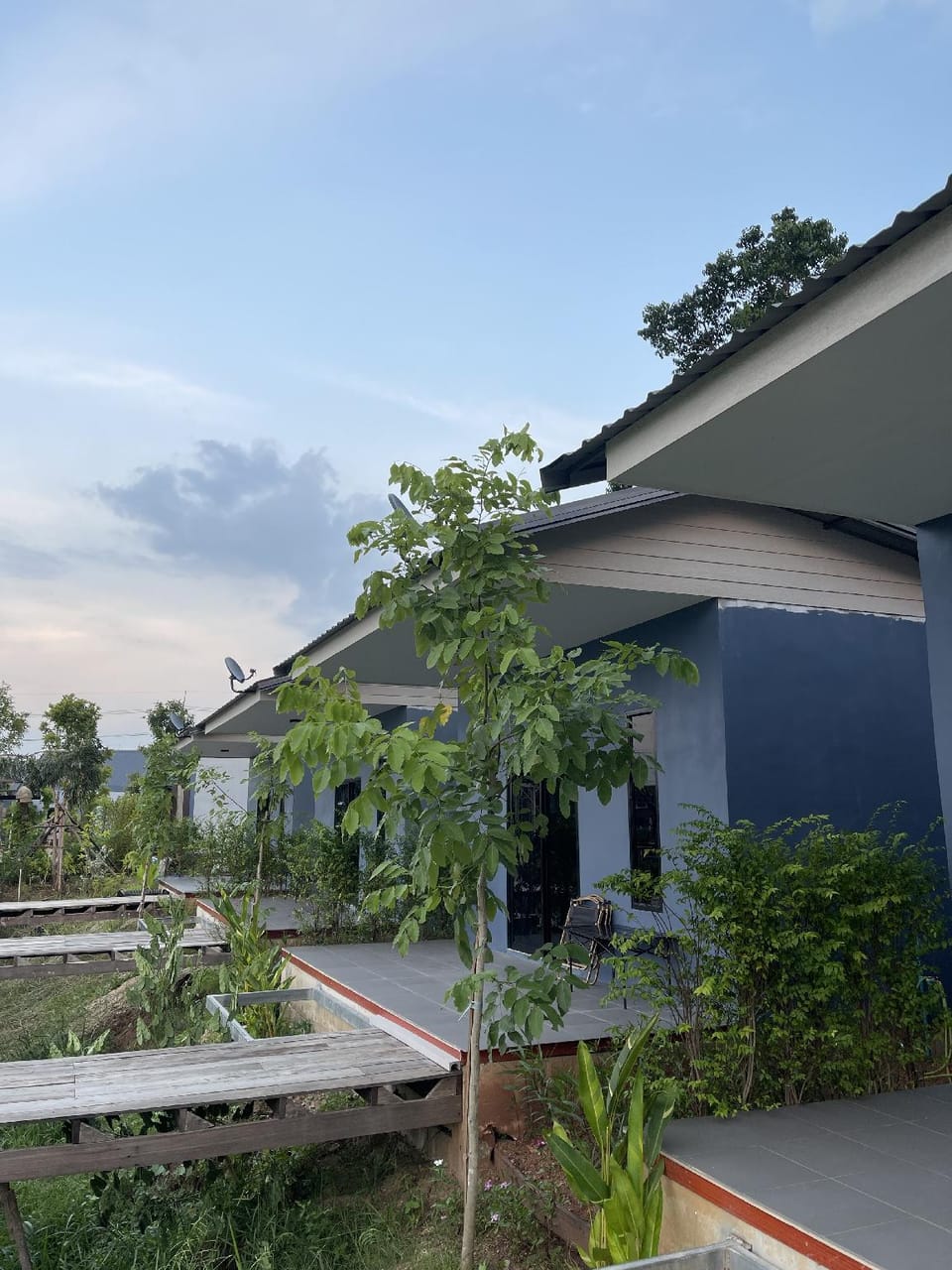 ละหาน เลค วิว Resort in Thailand