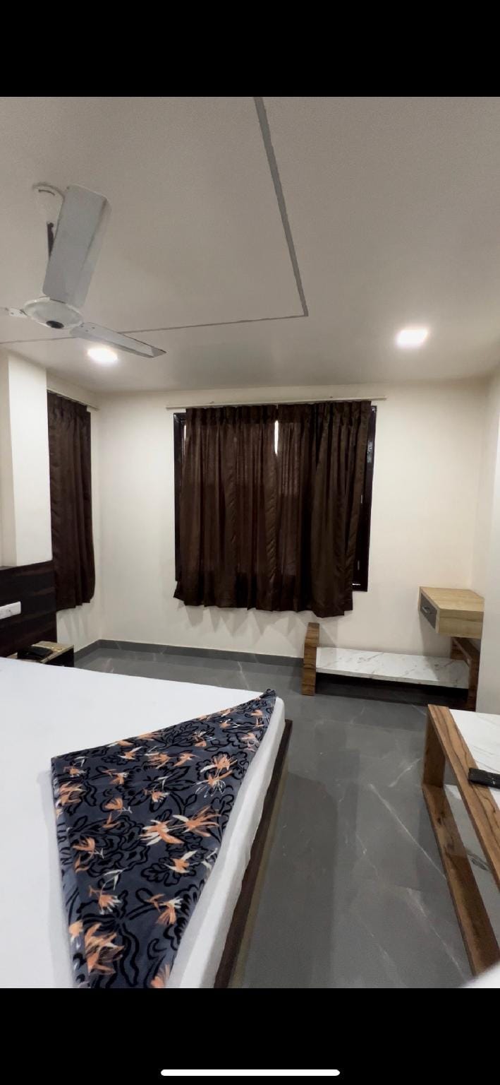 LA Montee Hotel in Punjab, India
