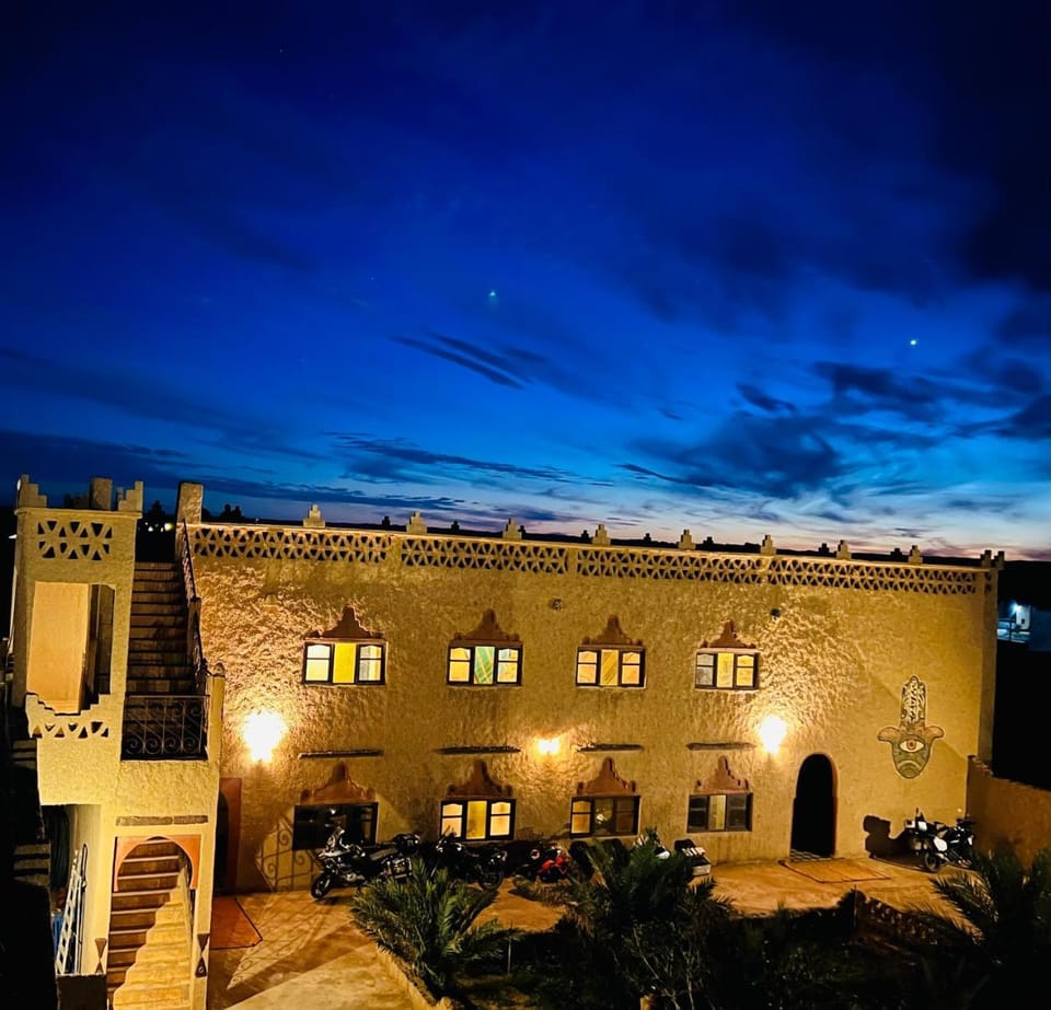Hotel Camping Les Roses Des Dunes & Piscine Hotel in Morocco