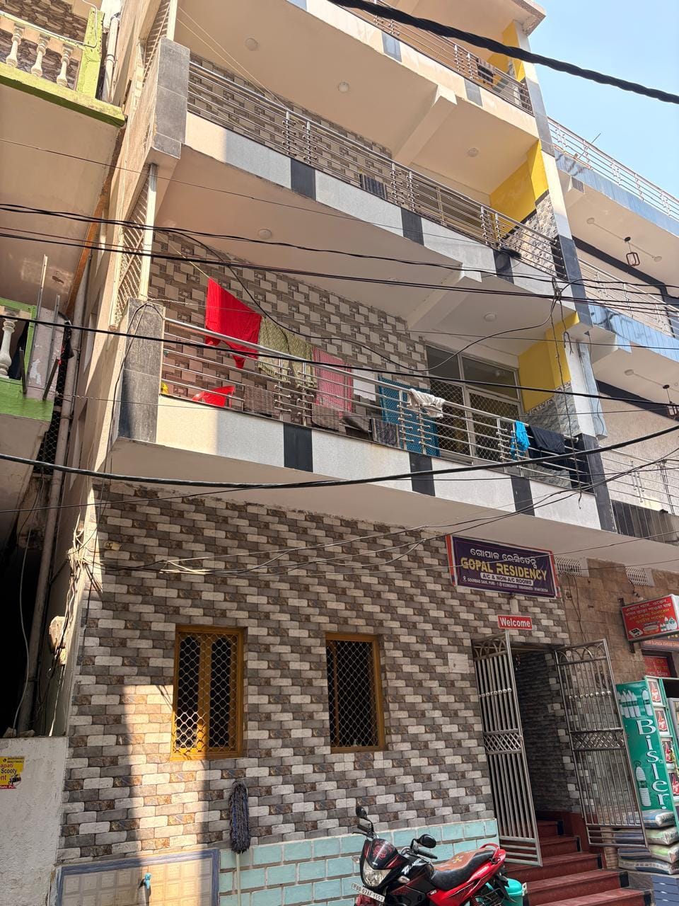 Gopal Bhawan Hotel in Puri