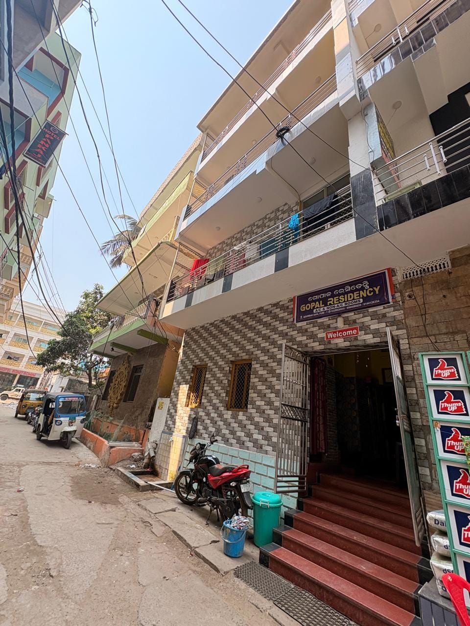 Gopal Bhawan Hotel in Puri