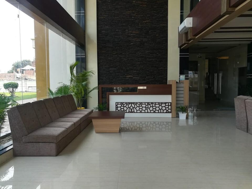 HOTEL BANDHAN Hotel in Uttar Pradesh