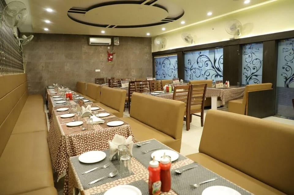 HOTEL BANDHAN Hotel in Uttar Pradesh