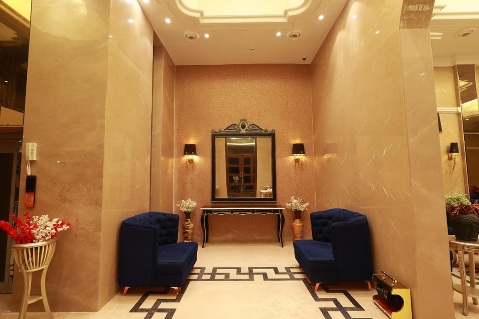 Aurtus Hotel in Maharashtra
