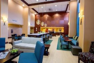 Hampton Inn & Suites Sacramento-Elk Grove Laguna I-5 Hotel in Elk Grove