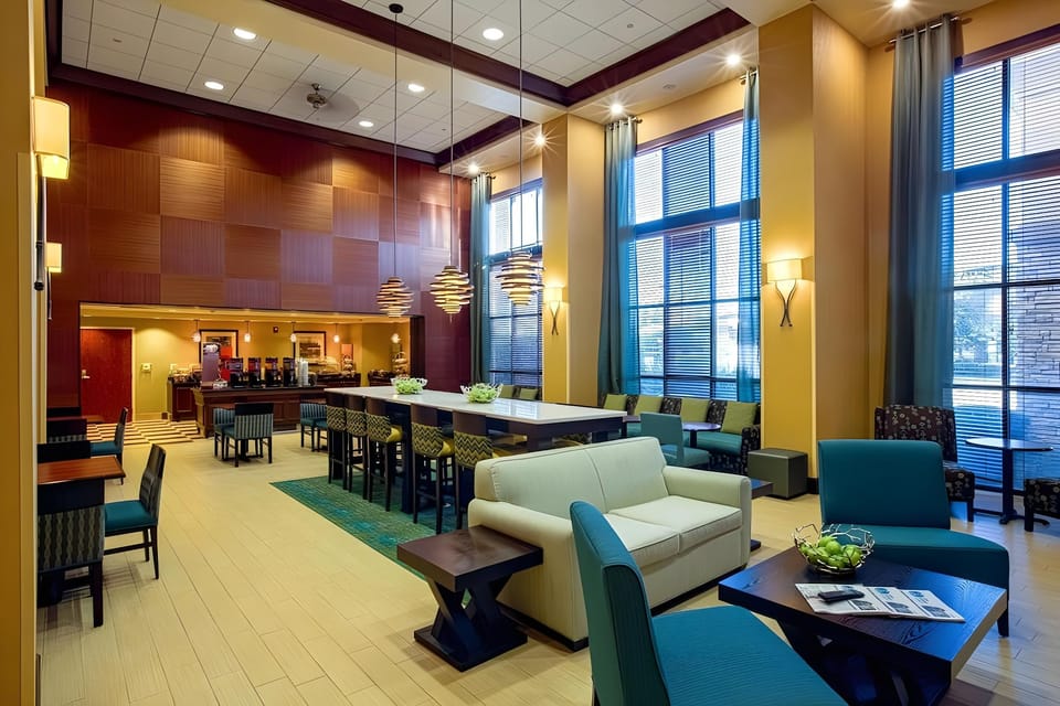 Hampton Inn & Suites Sacramento-Elk Grove Laguna I-5 Hotel in Elk Grove