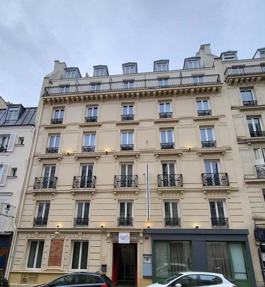 Accueil Hotel Paris Pigalle Montmartre Hotel in Paris