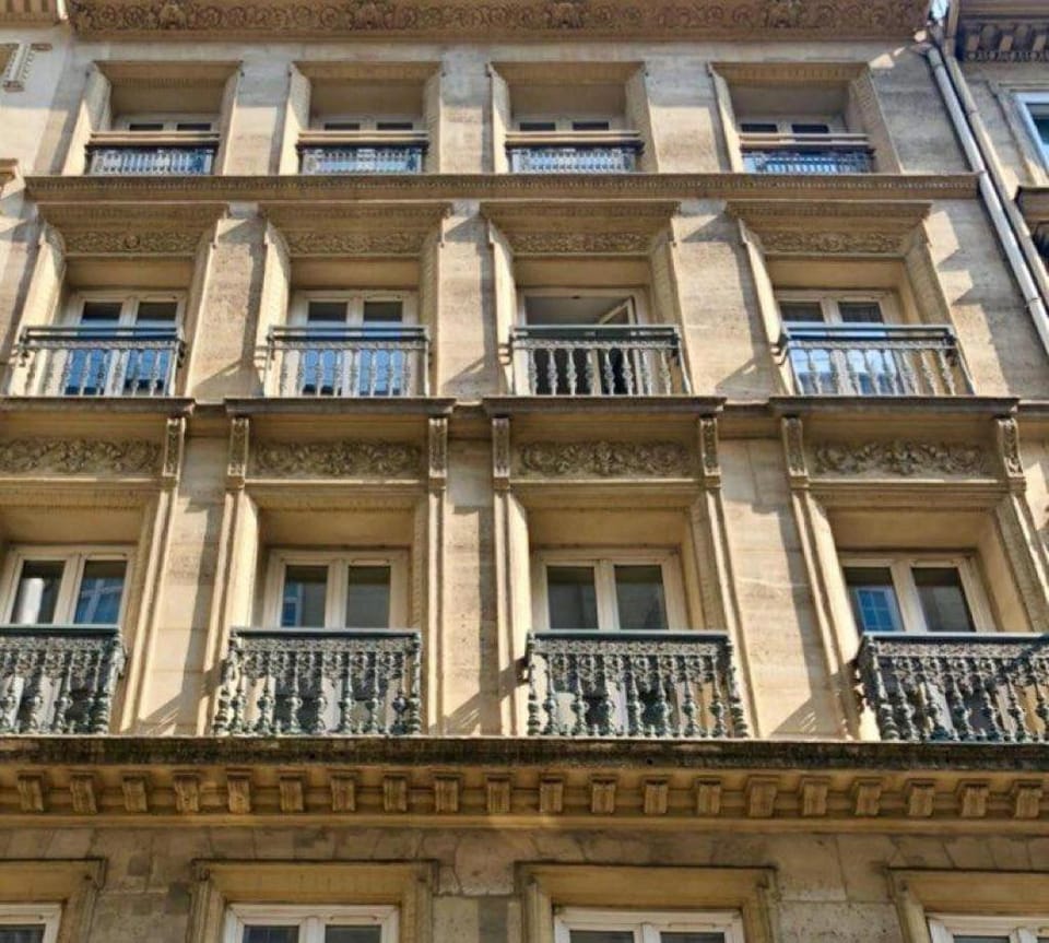 Grand Hotel du Calvados Hotel in Paris