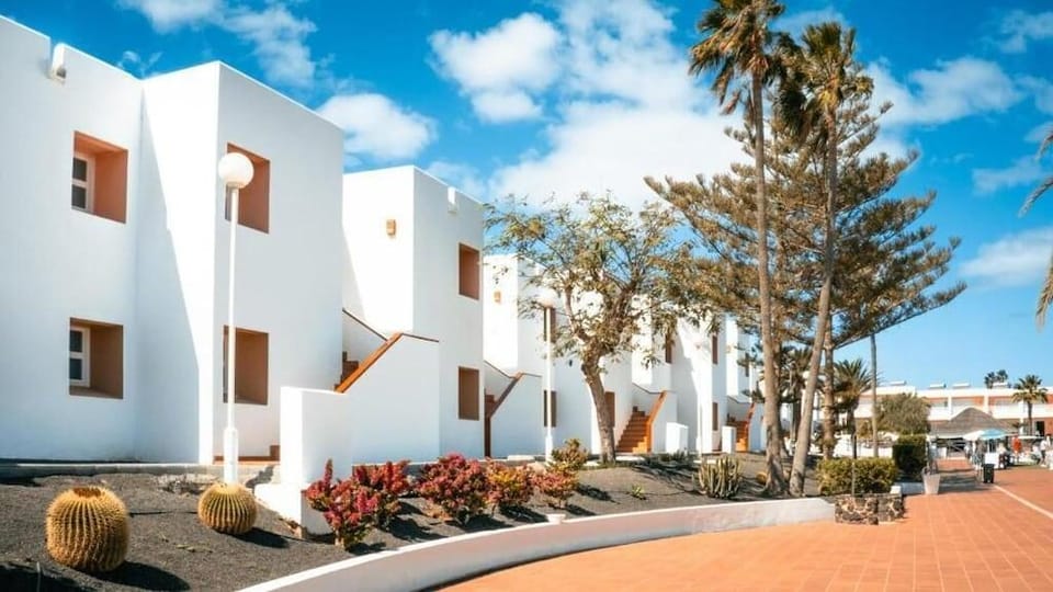 BLUESEA Bahia de Lobos Hotel in Corralejo