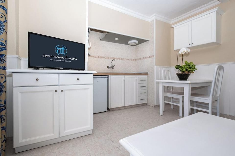 Apartamentos Teneguia Hotel in Puerto de la Cruz