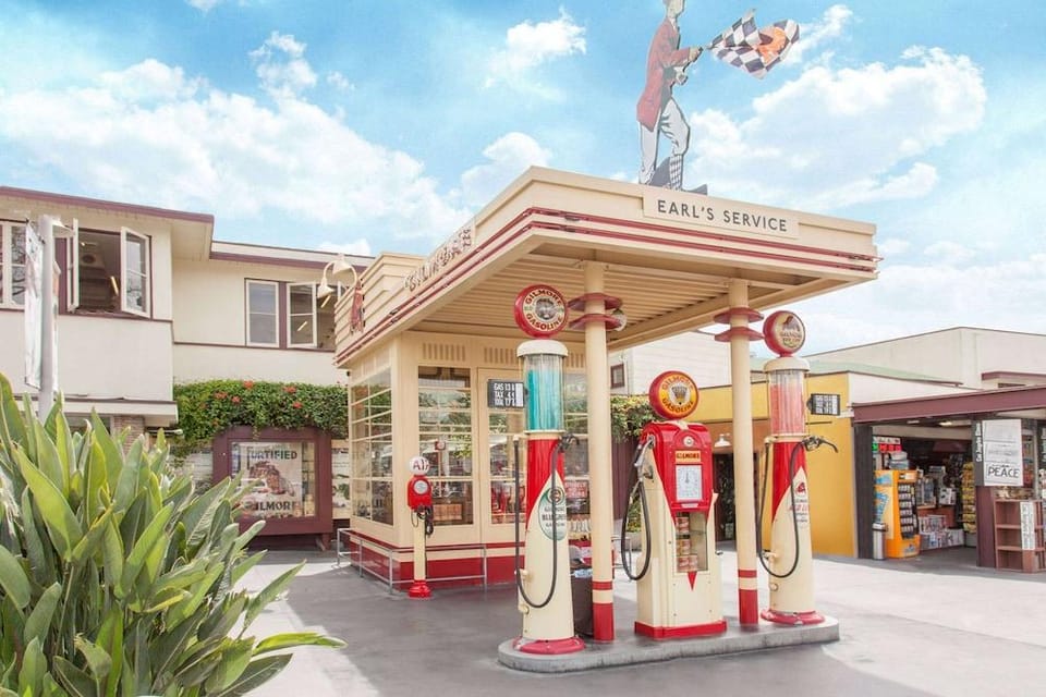 Ramada Culver City Hotel in Culver City