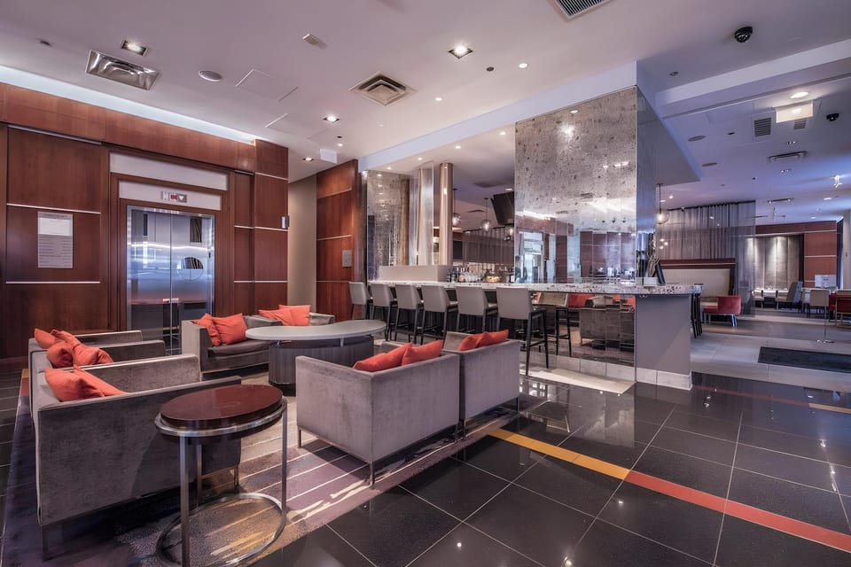 Courtyard Chicago Downtown/Magnificent Mile Hotel in Streeterville
