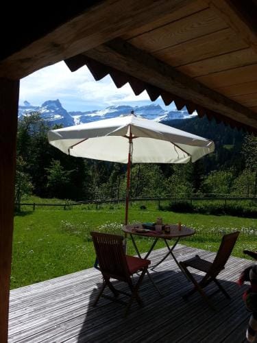 B&B Chalet la Croisee Hotel in Canton of Vaud