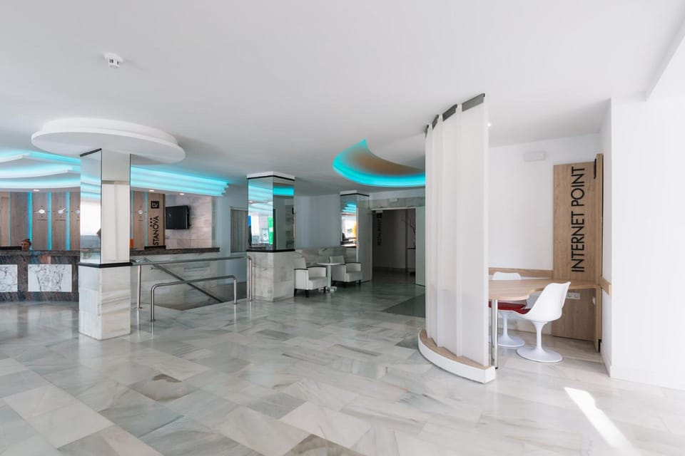 Bellevue Vistanova Hotel Hotel in Serra de Tramuntana
