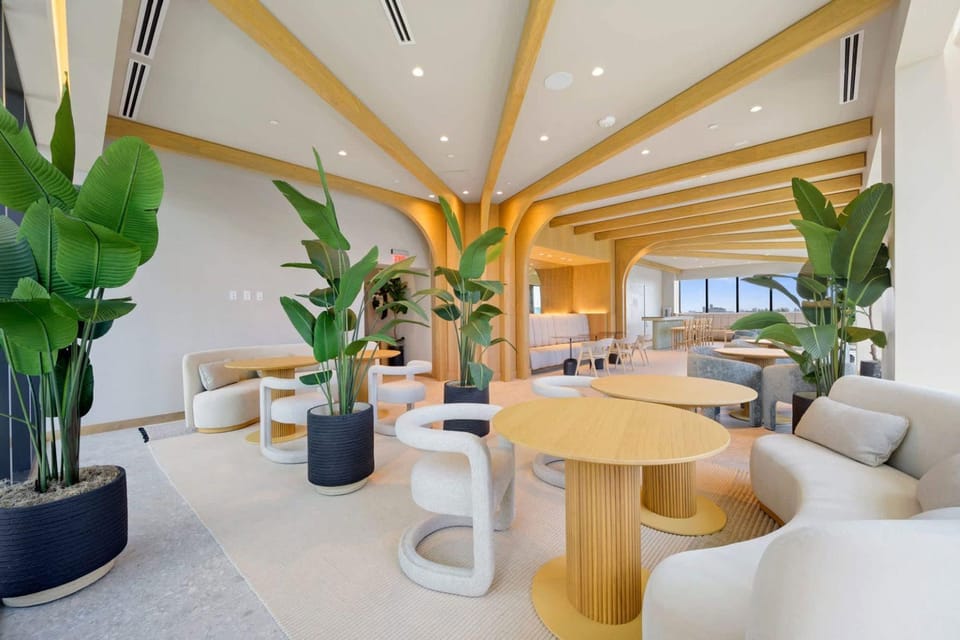 NOK Fantastic 1 BR Den in Miami Hotel in Miami Beach