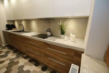 City of the Kings Green Silence Apartment Hotel in Krakow