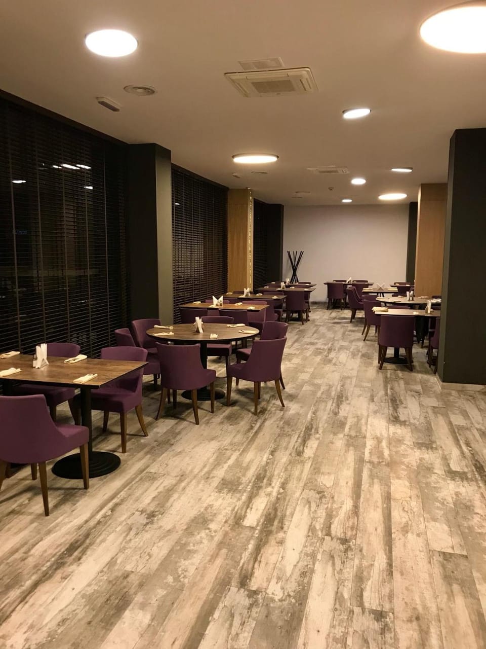 Shared lounge/TV area