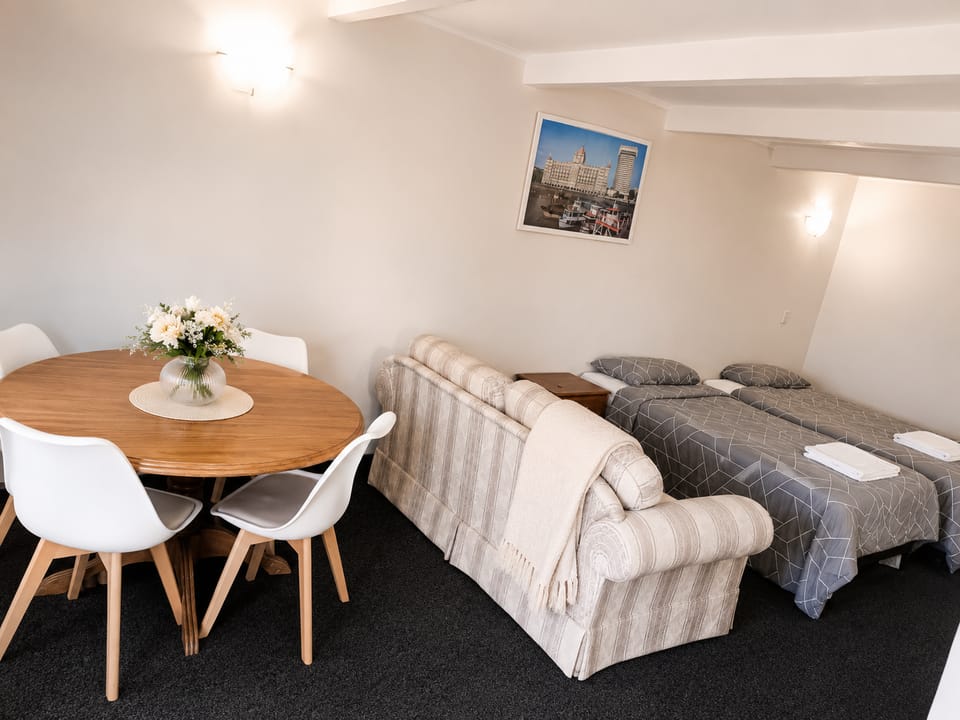 The Cave Motel Inn in Manawatū-Whanganui, New Zealand