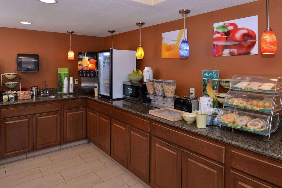 Quality Inn Appleton West Hotel in Wisconsin