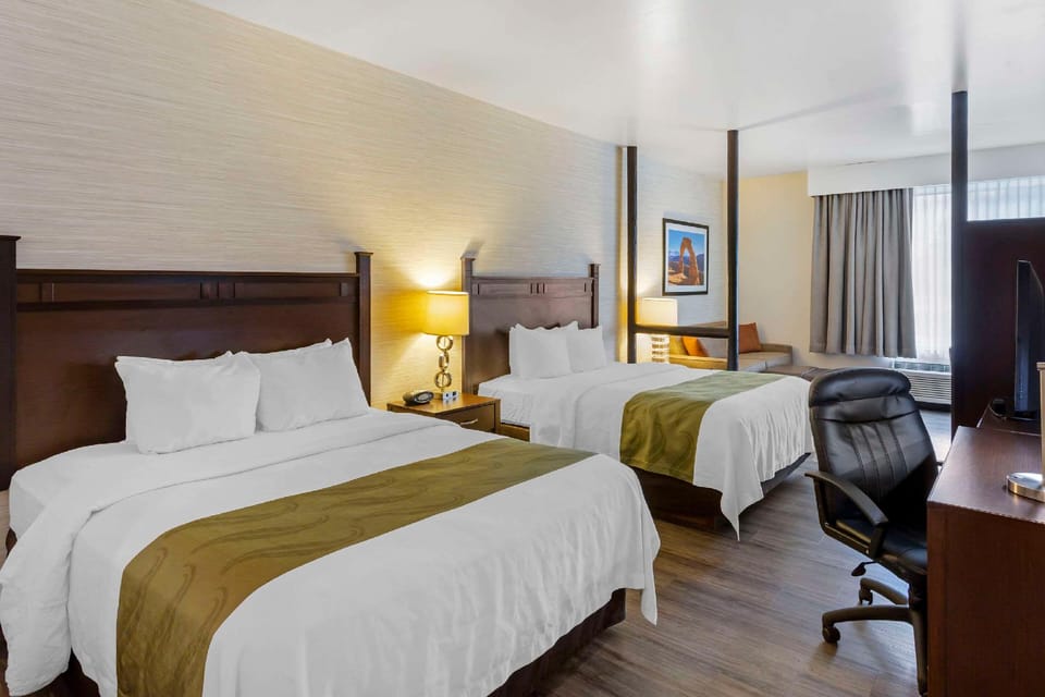 Suite room