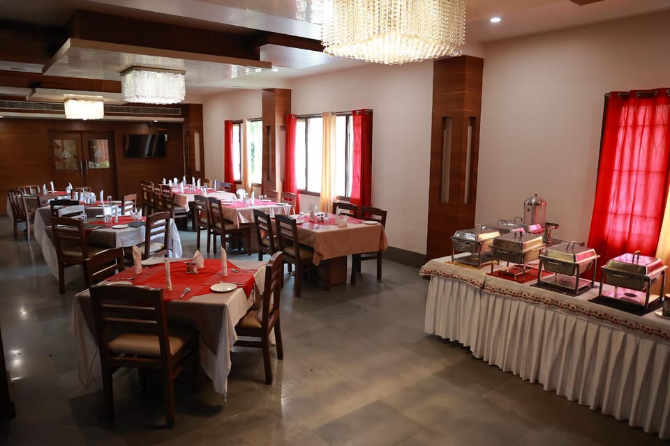 Sivaranjani Hotel Bed and Breakfast in Tamil Nadu