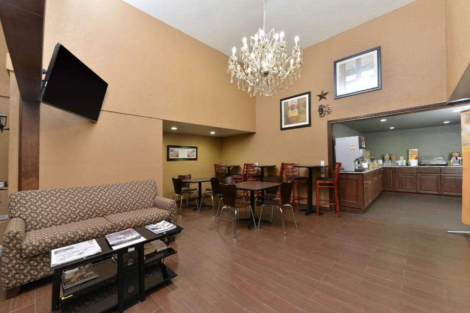 Quality Inn Gonzales Hotel in Gonzales