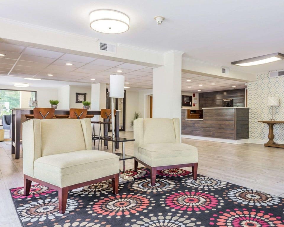Quality Inn Mt. Pleasant - Charleston Hotel in Mount Pleasant