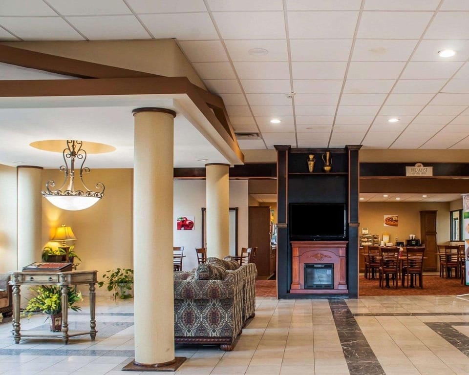 Buffalo Inn Hospitality Hotel in Cheektowaga
