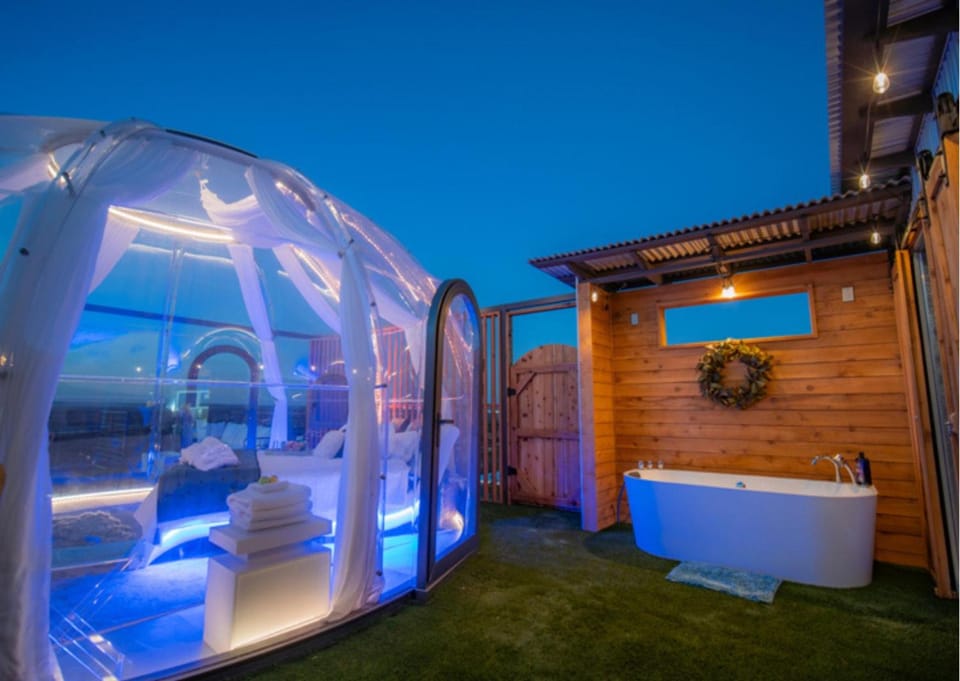 The Retreat on the Hill Hotel in Cottonwood Shores