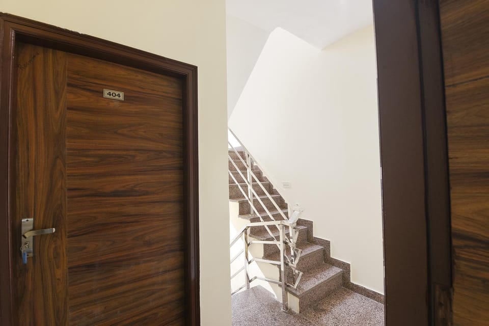 Super Townhouse 28 Hotel in Gurugram