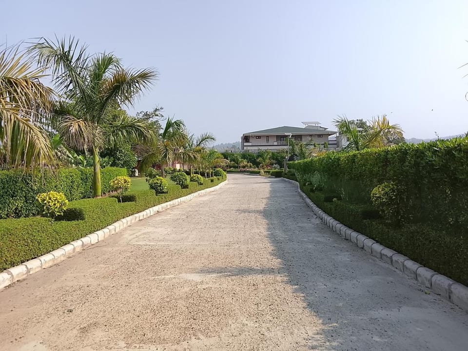 Corbett Krishna Inn Hotel in Uttarakhand