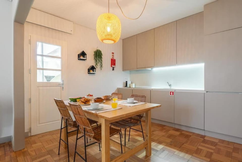 Blue Tile Hideaway by Portugal Active Apartment hotel in Porto