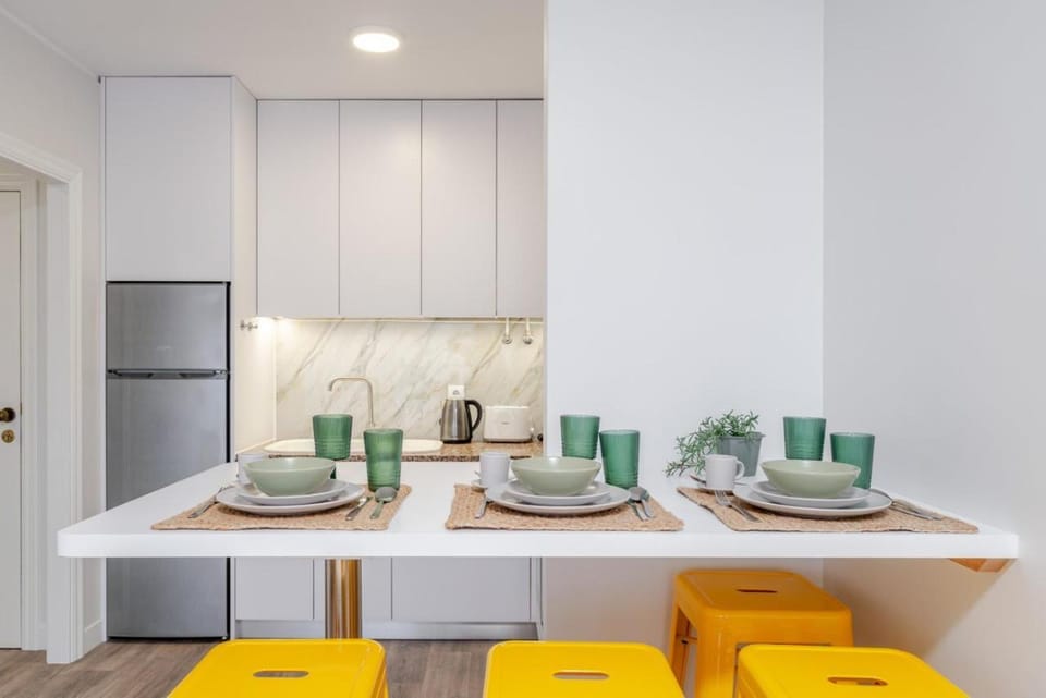 Yellow Breeze Apartament Hotel in Viana do Castelo