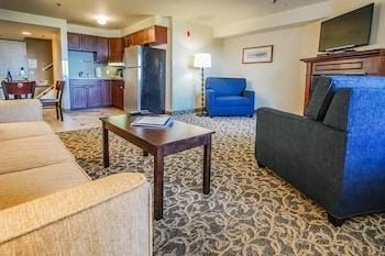 Oceancliff Resort I & II Hotel in Newport
