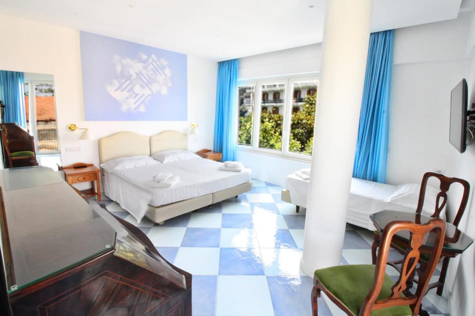 Maison Tonina Sorrento Coast Hotel in Sant Agnello