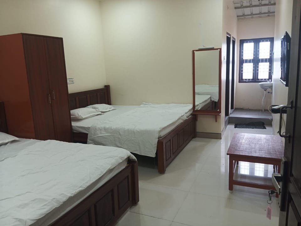 P.G. Mahal & Residency Lodge in Tamil Nadu